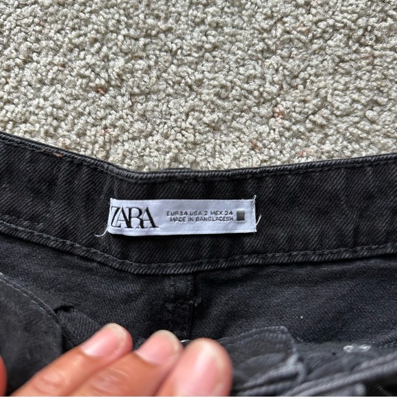 ZARA HIGH RISE MOM SHORTS - Picture 8 of 13